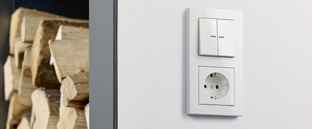 JUNG KNX Taster F 10 bei Linzmeier e.K. in Aub