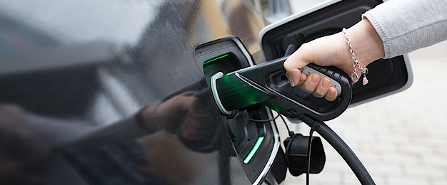 Elektro­mobilität bei Linzmeier e.K. in Aub